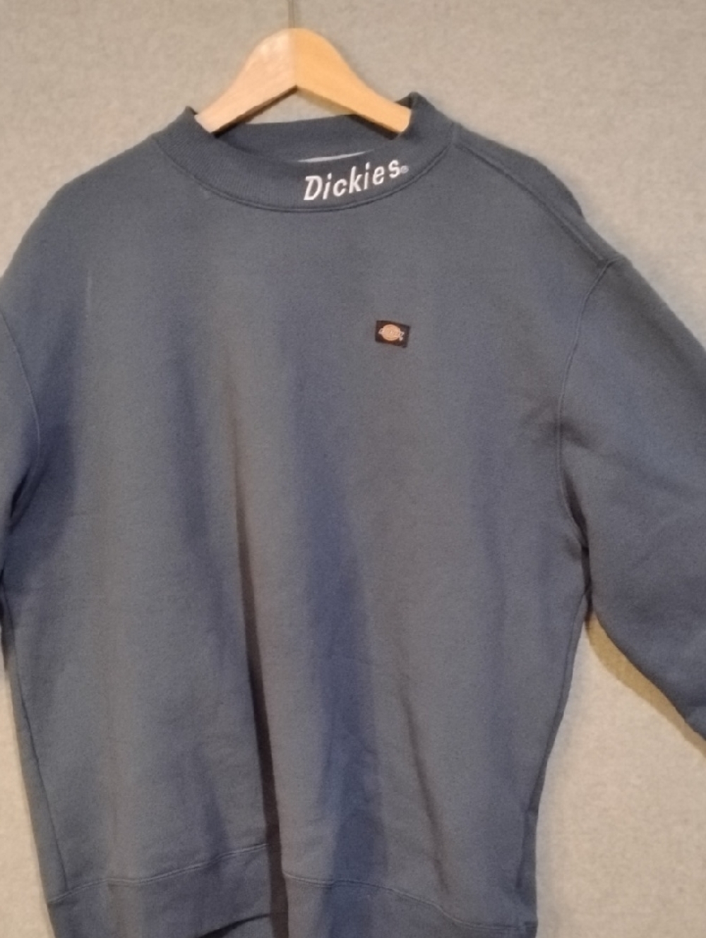 Dickies Men's Crewneck Sweatshirt in Navy Blue